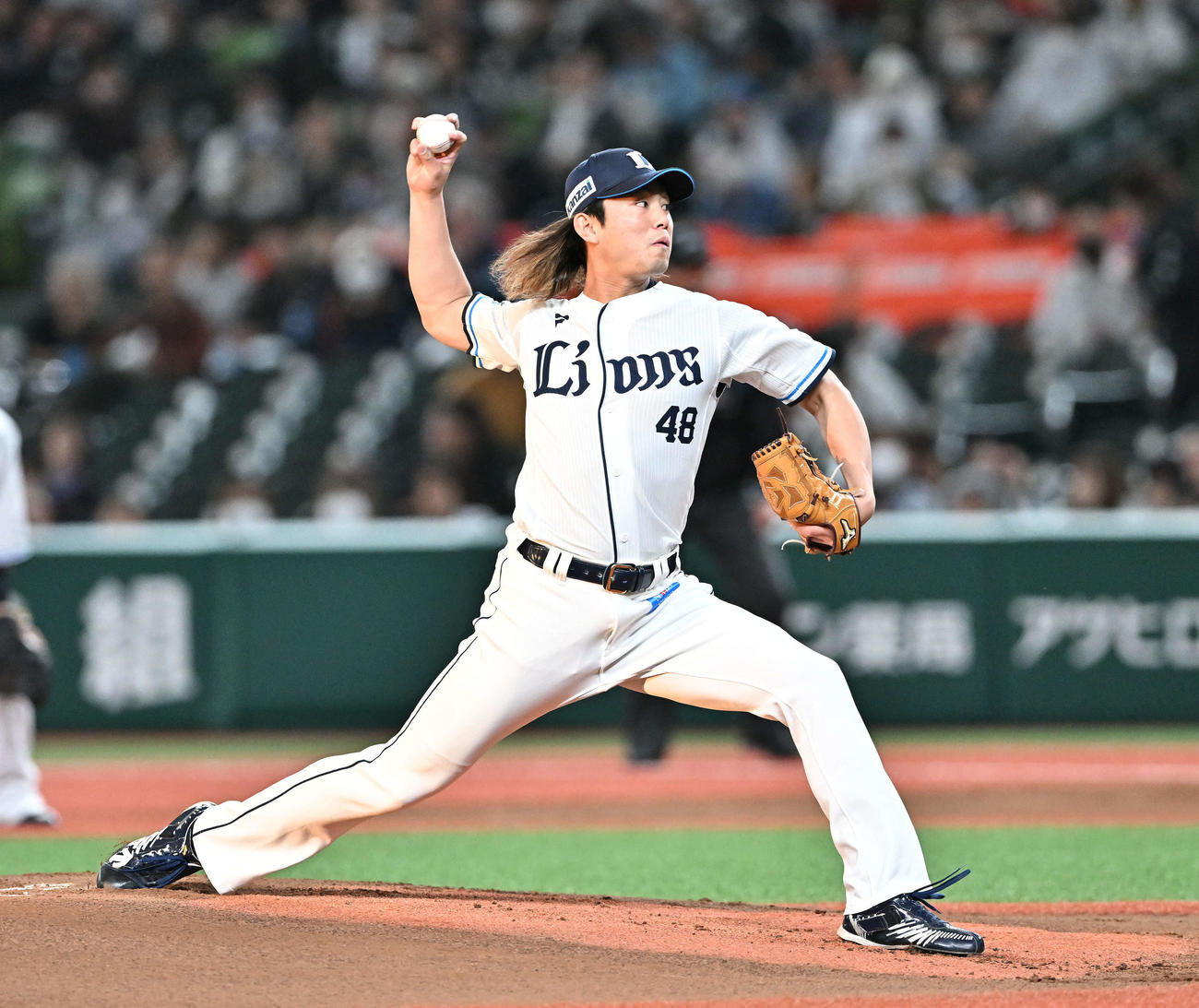 西武対ロッテ　力投する西武先発の今井（撮影・滝沢徹郎）