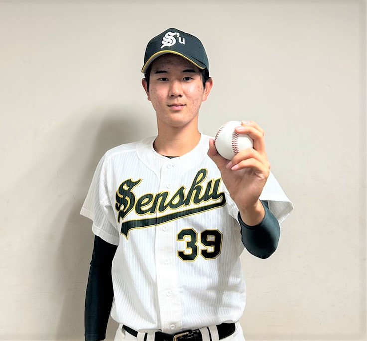立正大対専大　勝利投手となった専大・須藤（撮影・星夏穂）
