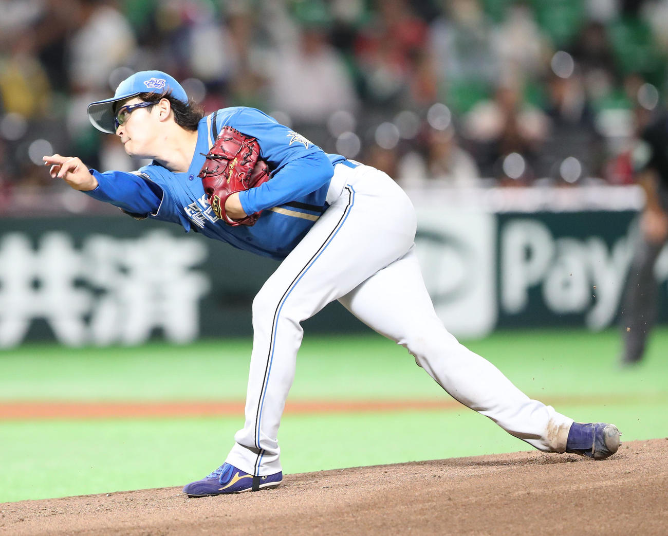 ソフトバンク対日本ハム　日本ハム先発の鈴木（撮影・梅根麻紀）