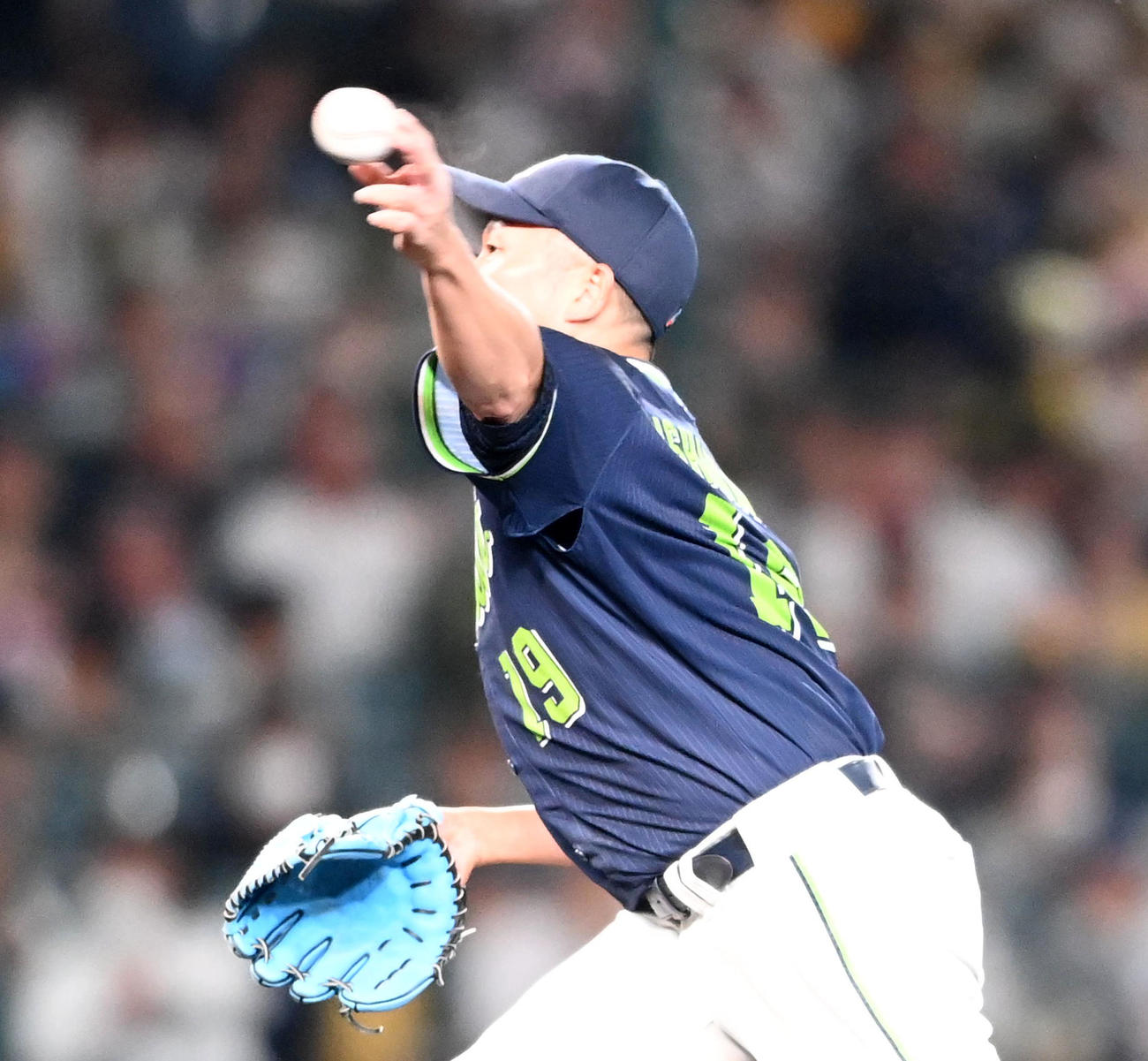 ヤクルト先発の石川（撮影・前岡正明）