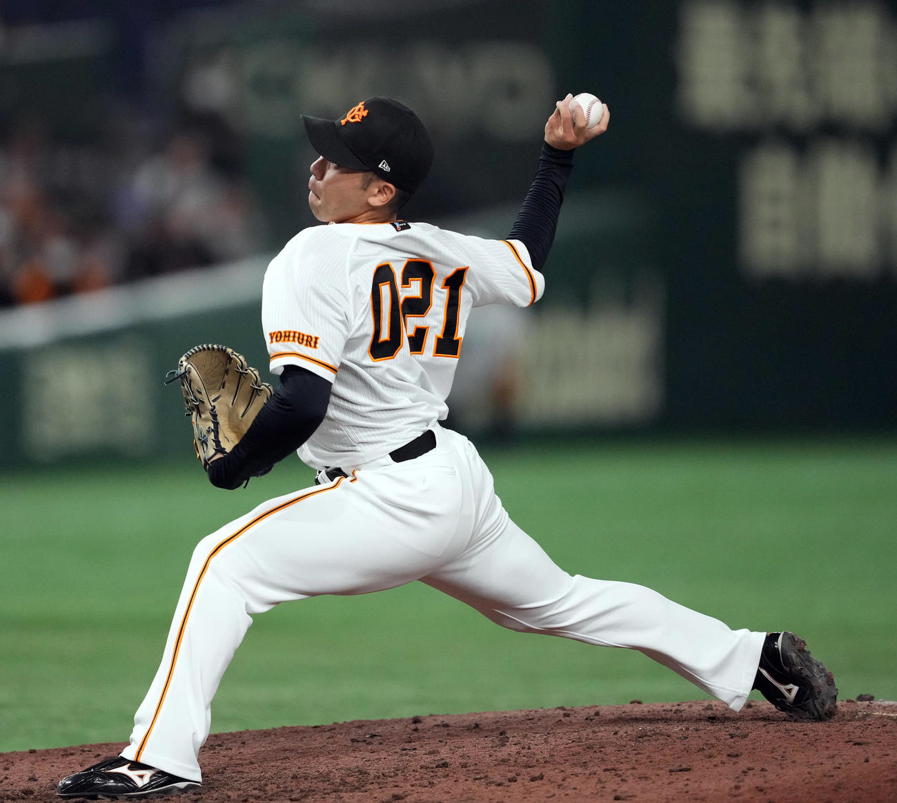 オープン戦　巨人対阪神　8回表から登板する松井颯（2023年3月22日撮影）