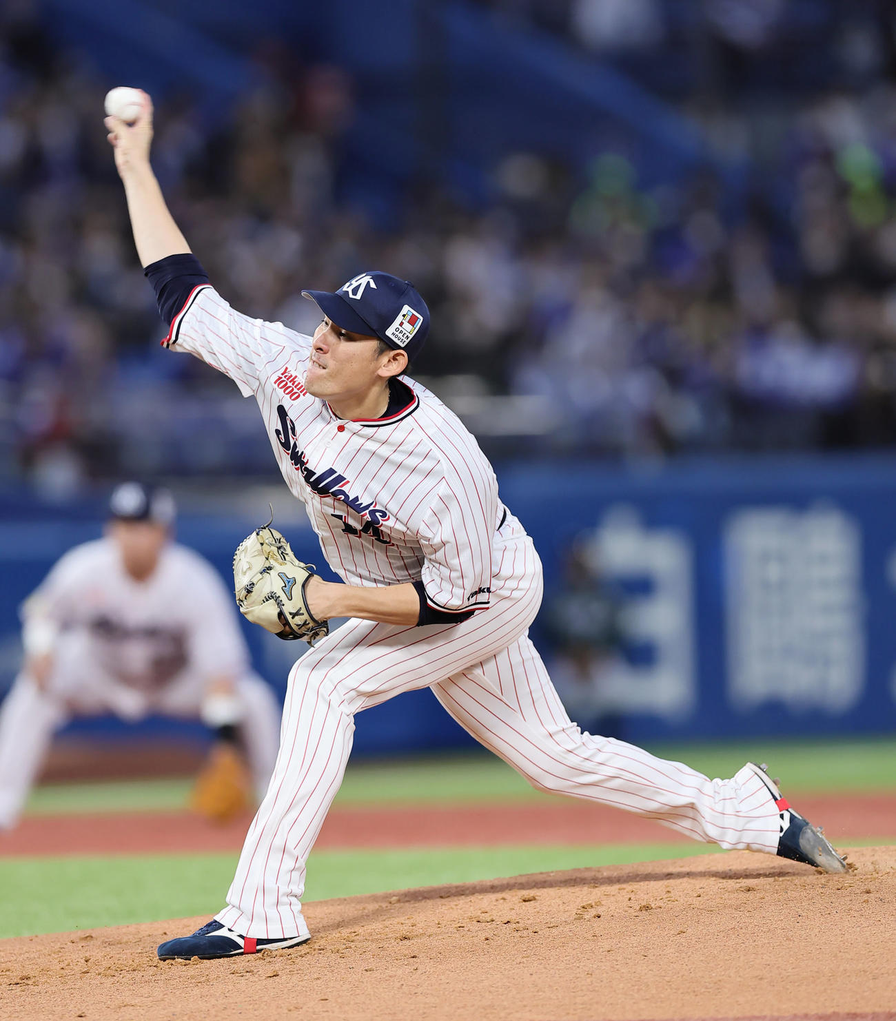 ヤクルト対中日ヤクルト先発の高梨（撮影・足立雅史）