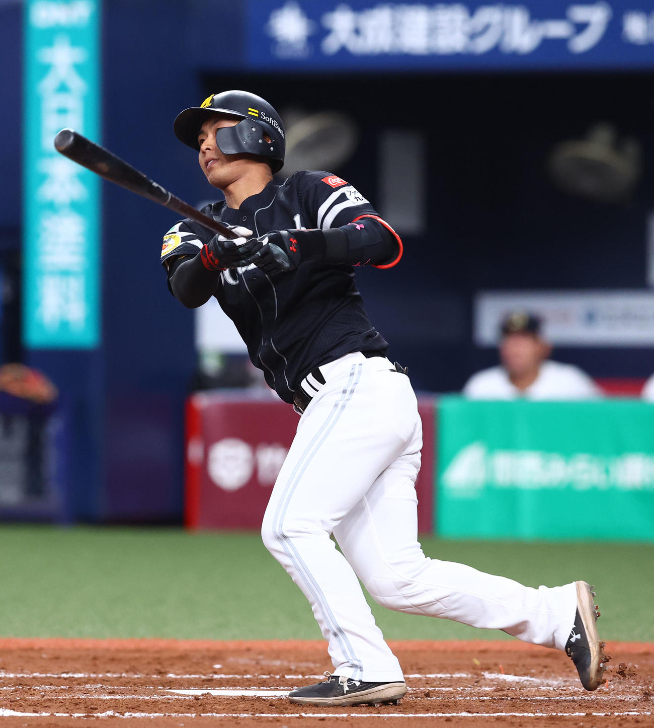 オリックス対ソフトバンク　2回表ソフトバンク1死三塁、今宮が左越えに適時二塁打を放つ（撮影・藤尾明華）