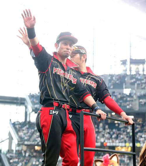日本ハム】加藤貴之チーム今季初の完封勝利 襟付きユニ“予行演習