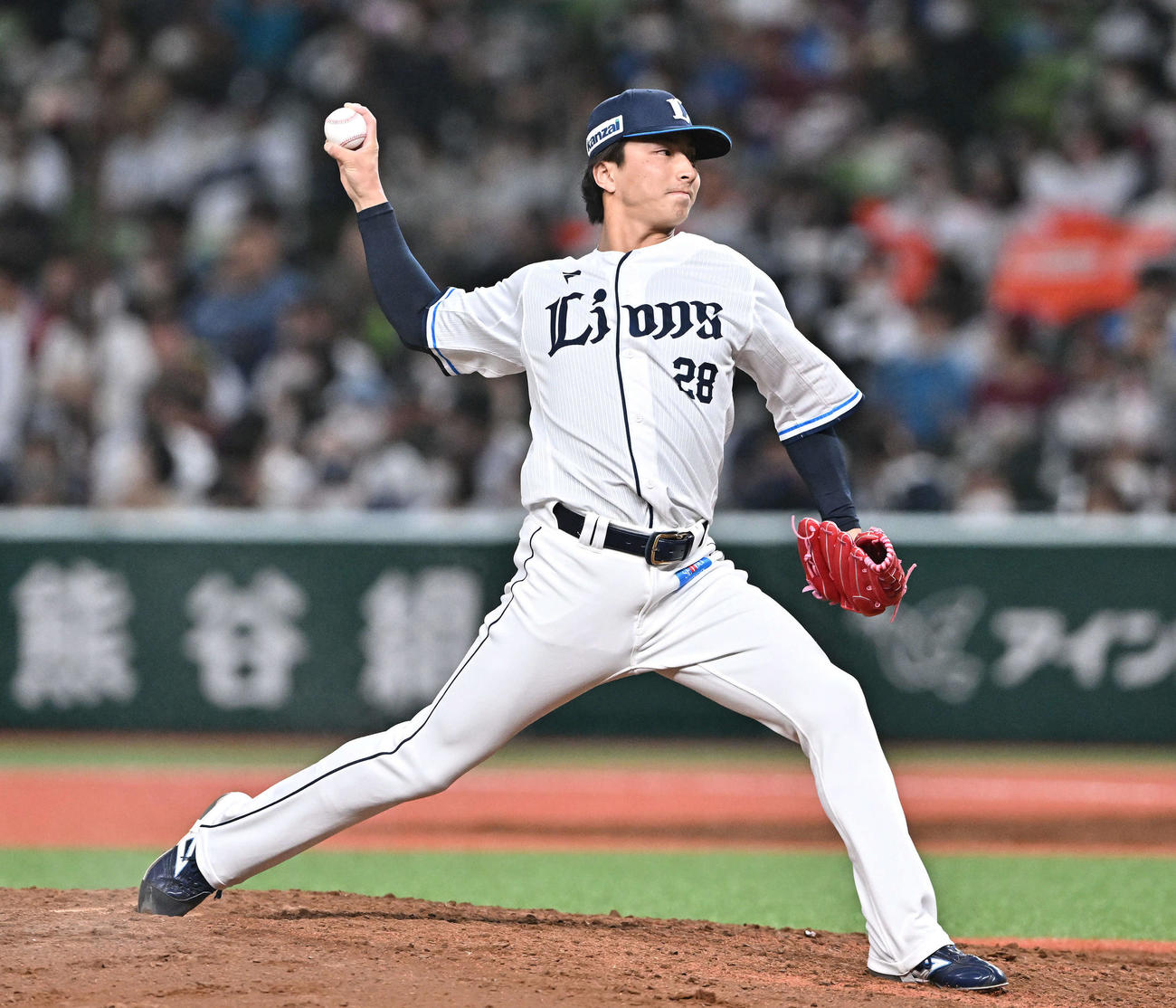 西武対楽天　9回表、西武4番手で試合を締めた森脇（撮影・滝沢徹郎）