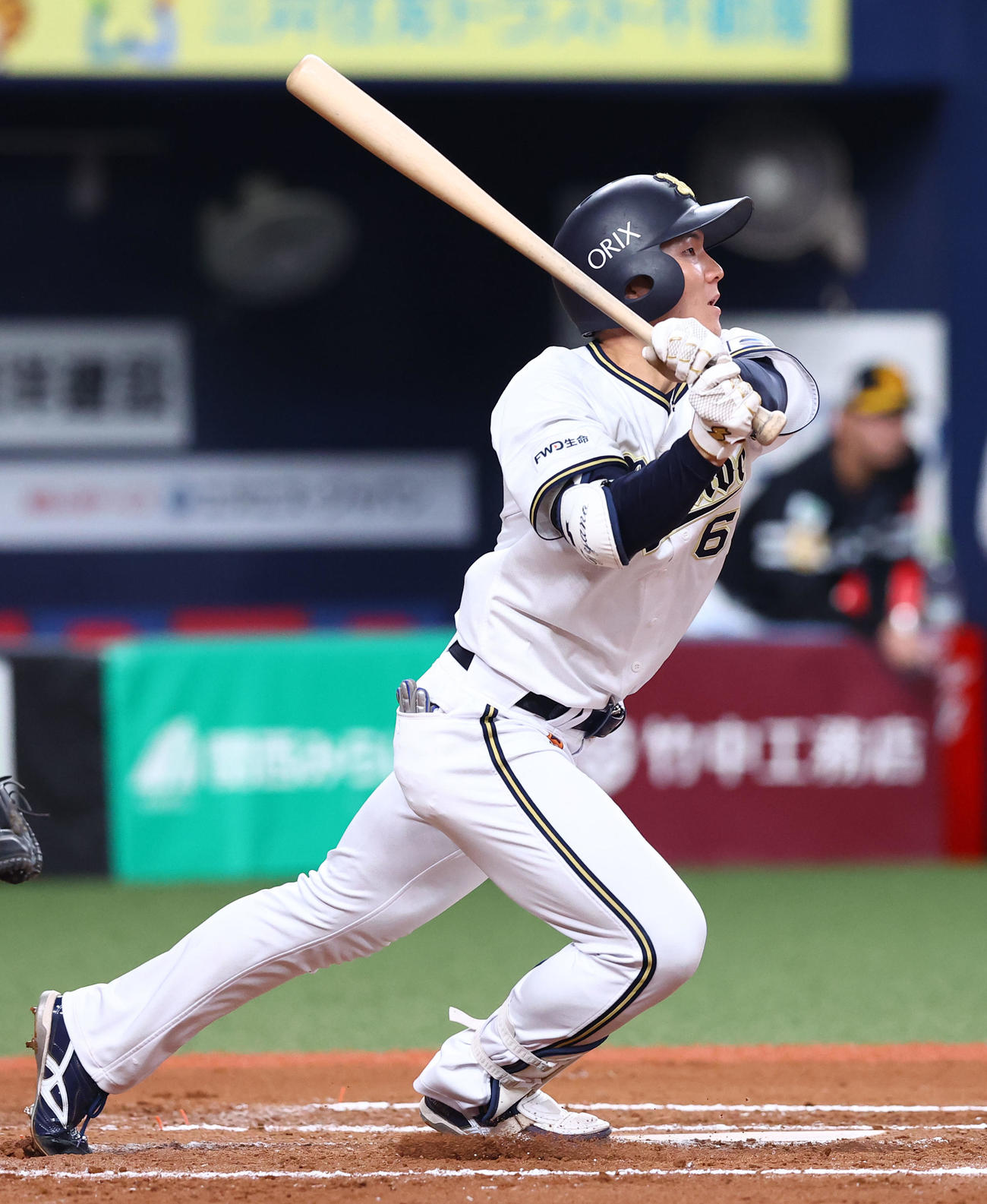 オリックス対ソフトバンク　6回裏オリックス2死二塁、茶野は中前適時打を放つ（撮影・藤尾明華）