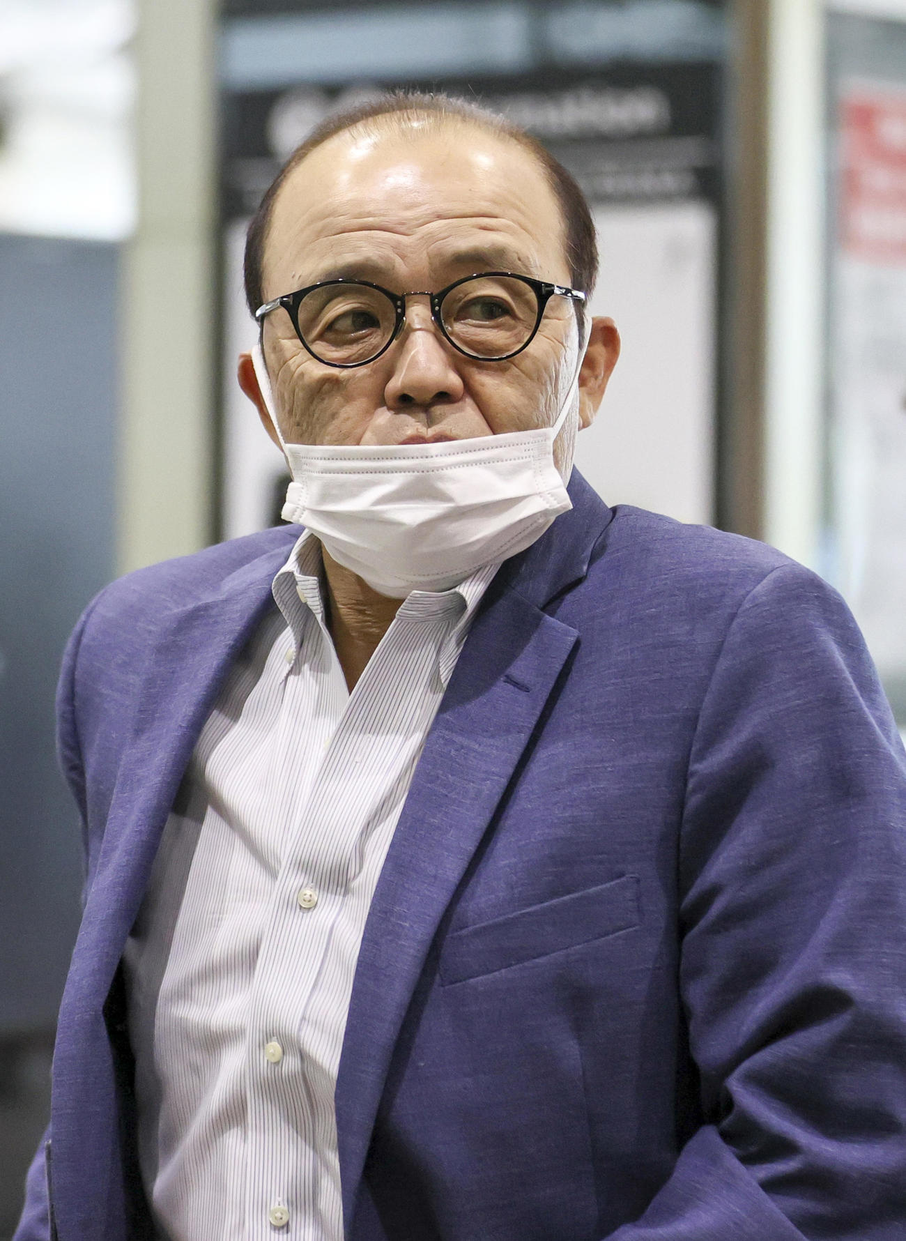 豊橋へ移動する阪神岡田監督（撮影・上山淳一）