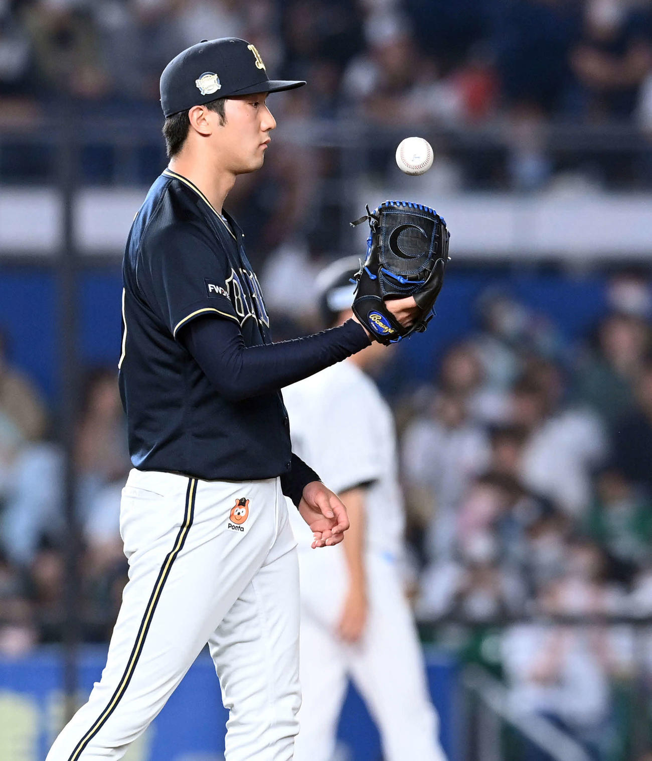 ロッテ対オリックス　5回途中5失点でマウンドを降りたオリックスの先発田嶋（撮影・たえ見朱実）