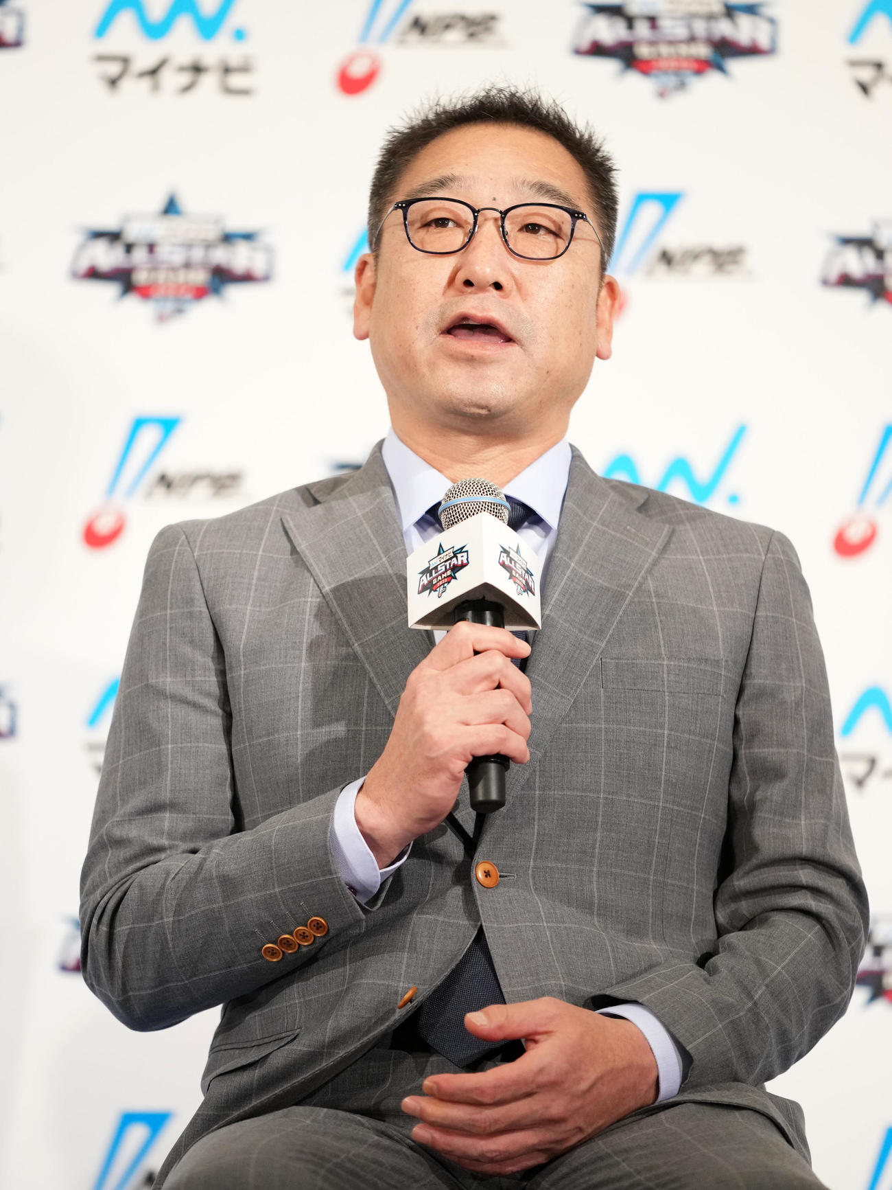 オールスターへの意気込みを語るオリックス中嶋監督（撮影・横山健太）