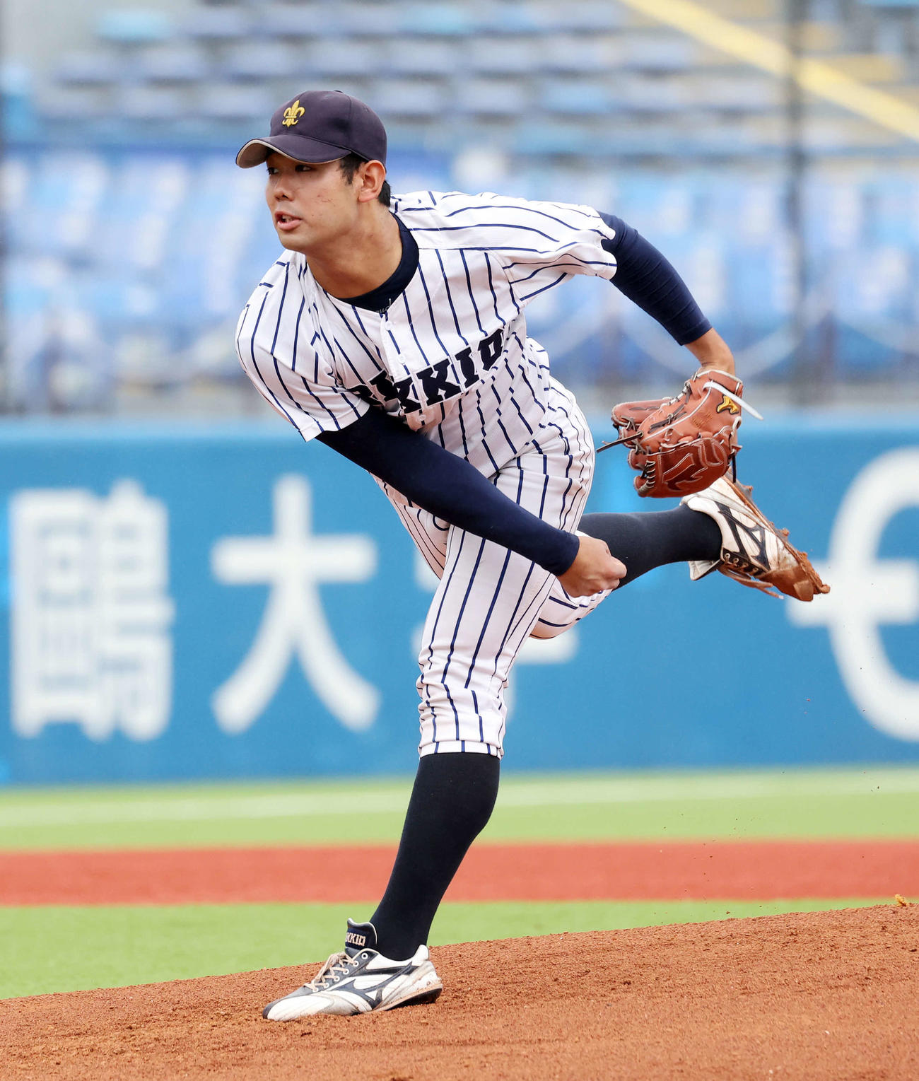 立大対明大　力投する立大先発の池田（撮影・鈴木正人）