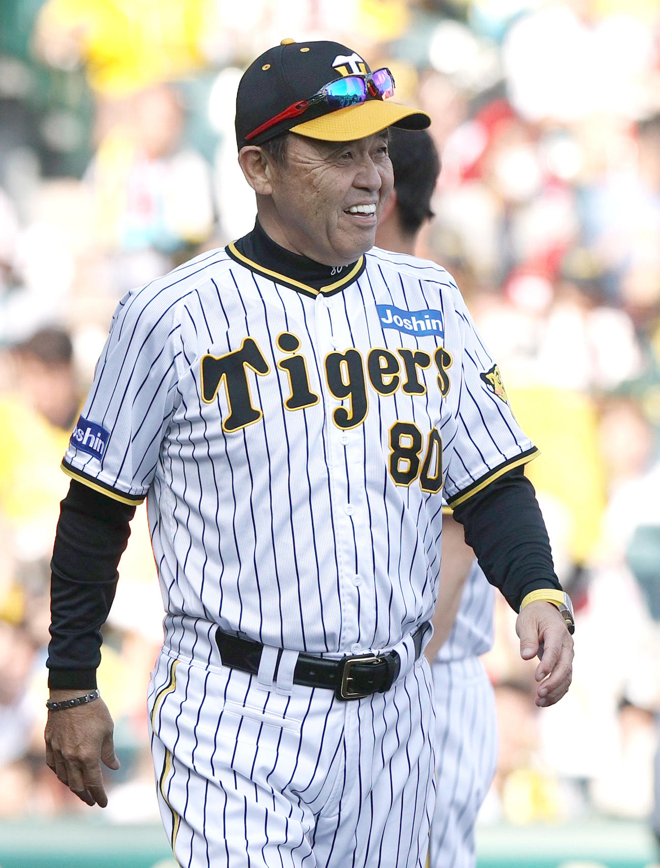阪神対広島　サヨナラで勝利し笑顔を見せる阪神岡田監督（撮影・上山淳一）