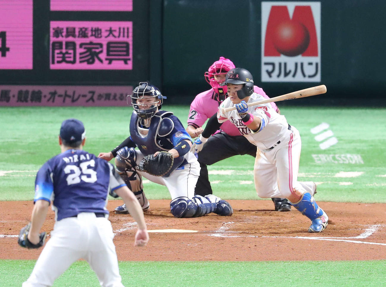 ソフトバンク対西武　7回裏ソフトバンク無死一塁、野村大は二ゴロ併殺打に倒れる（撮影・梅根麻紀）