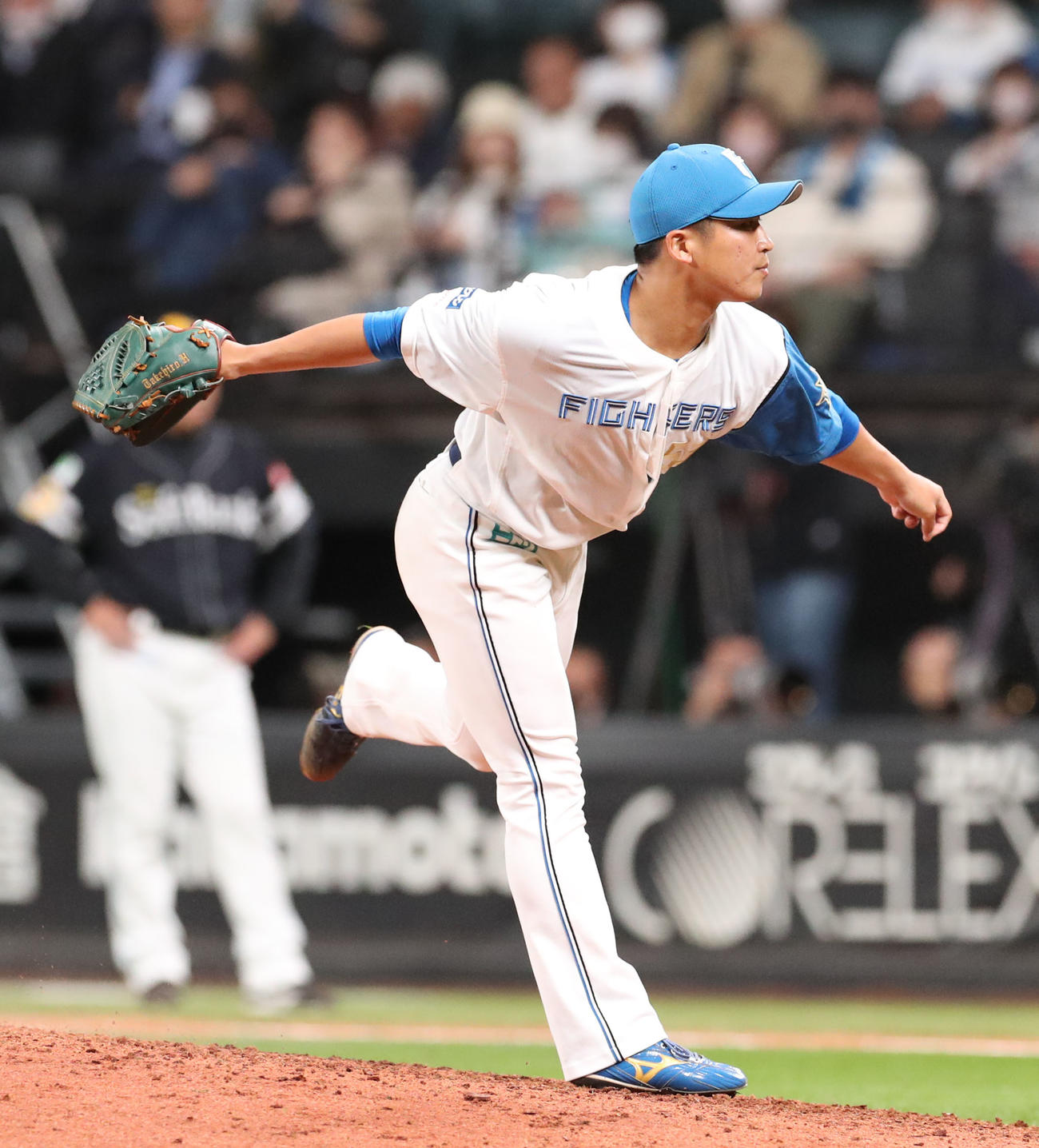 日本ハム対ソフトバンク　日本ハム6番手の長谷川（撮影・佐藤翔太）