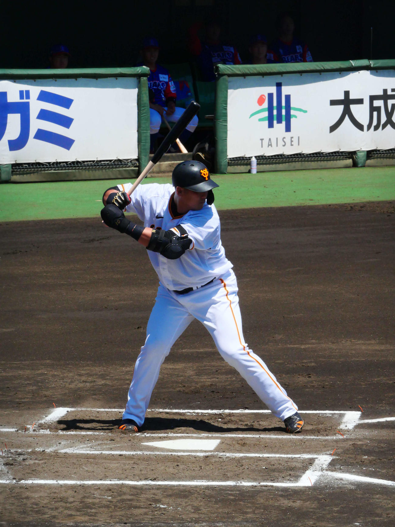 独立リーグ交流戦巨人対BC埼玉　打席に立つ巨人中田翔（撮影・上田悠太）