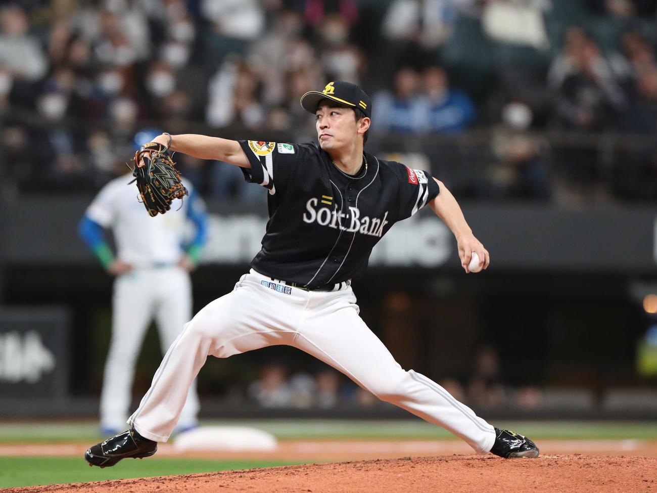 日本ハム対ソフトバンク　ソフトバンク先発の和田（撮影・黒川智章）