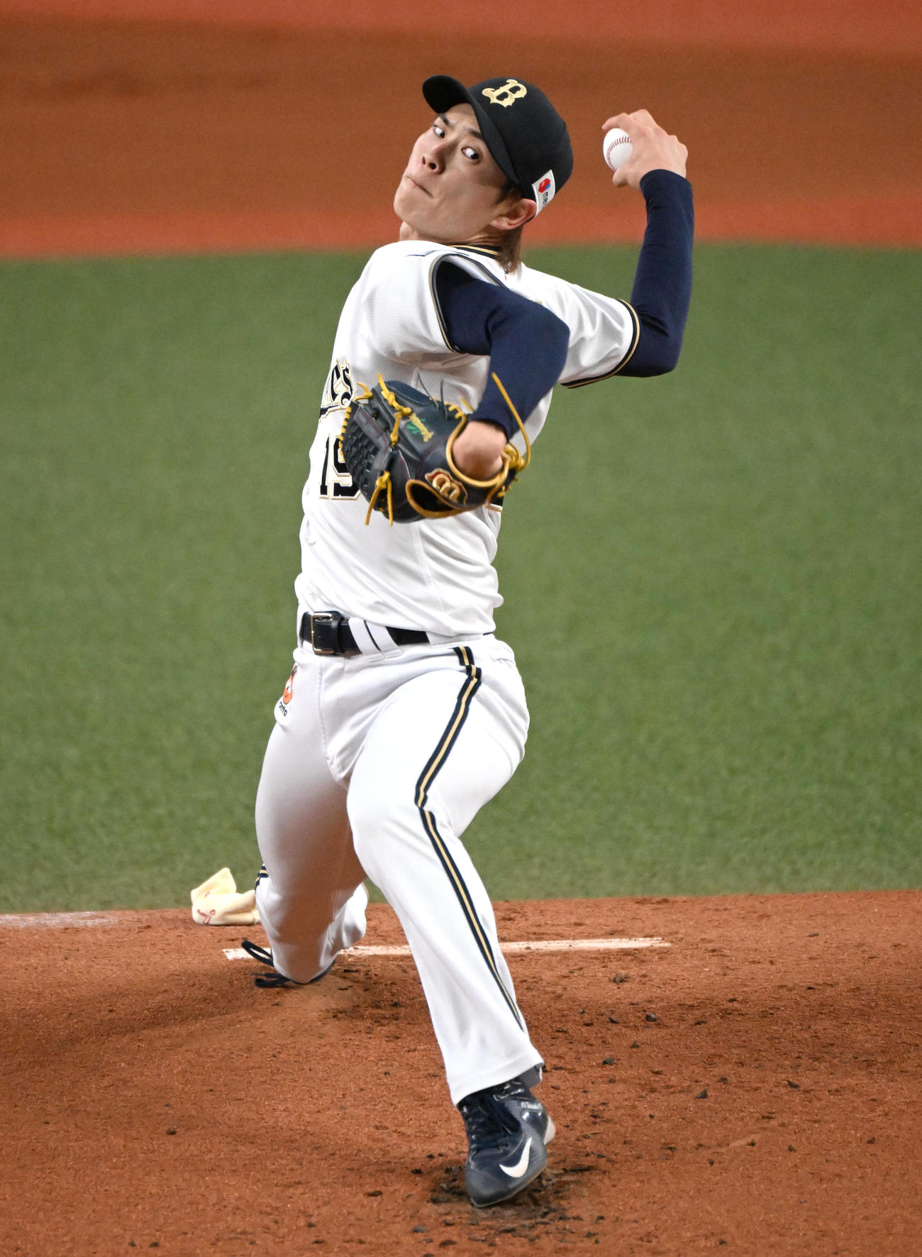 オリックス山岡