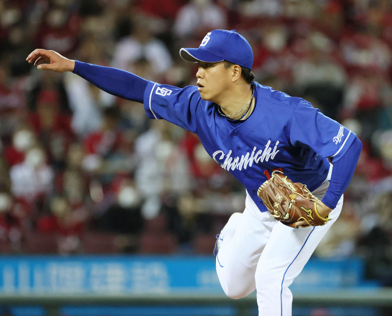 広島対中日　6回途中1失点と好投した中日柳（撮影・加藤孝規）