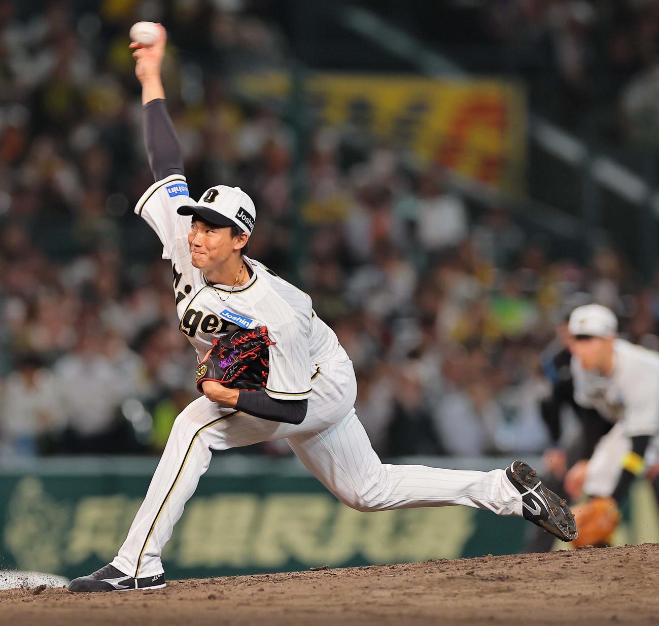 阪神対巨人　8回表を無失点に抑えた湯浅（撮影・上田博志）