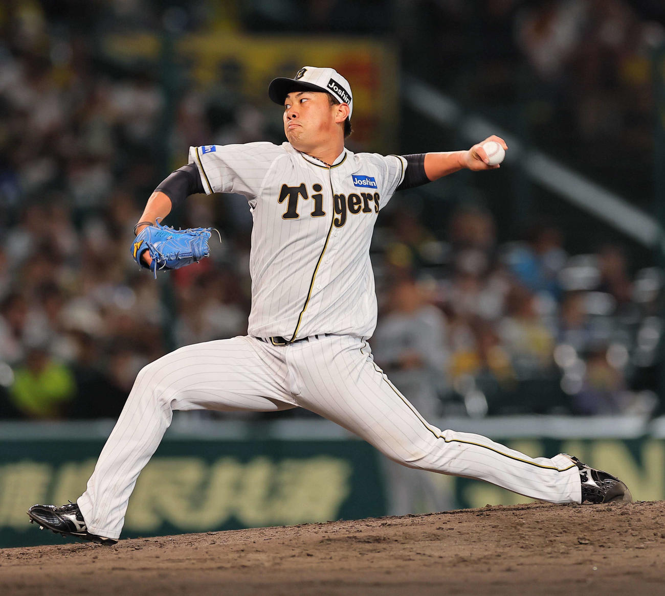 阪神対巨人　プロ初勝利をあげた桐敷（撮影・上田博志）