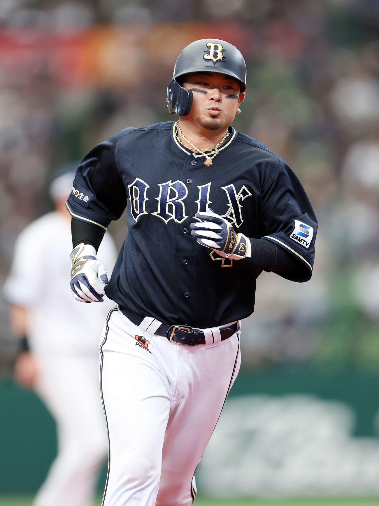 西武対オリックス　1回表オリックス2死三塁、森は右越え2点本塁打を放つ（撮影・鈴木正人）