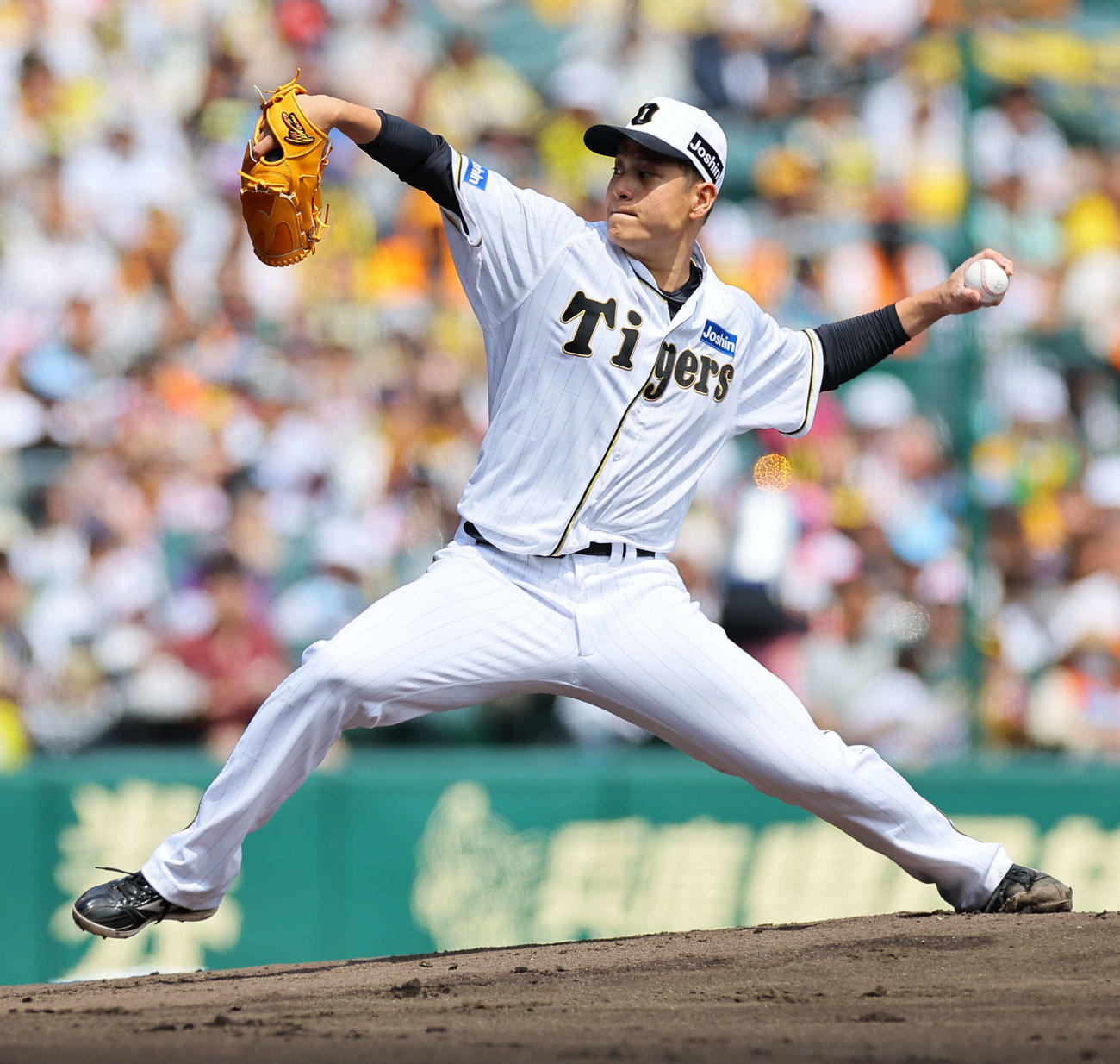 阪神対巨人　6勝目を挙げた阪神先発の大竹（撮影・上田博志）