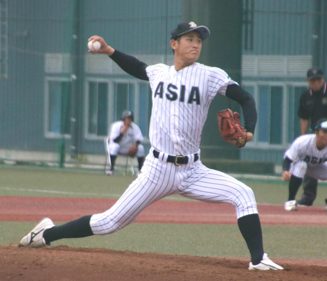 亜大－国学院大　4安打1失点で6勝目を挙げた亜大・草加（撮影・保坂淑子）