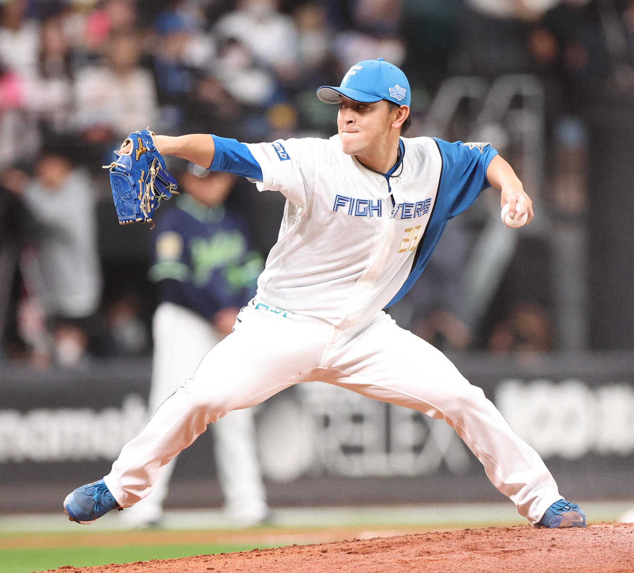 日本ハム対ヤクルト　日本ハム2番手の河野（撮影・佐藤翔太）