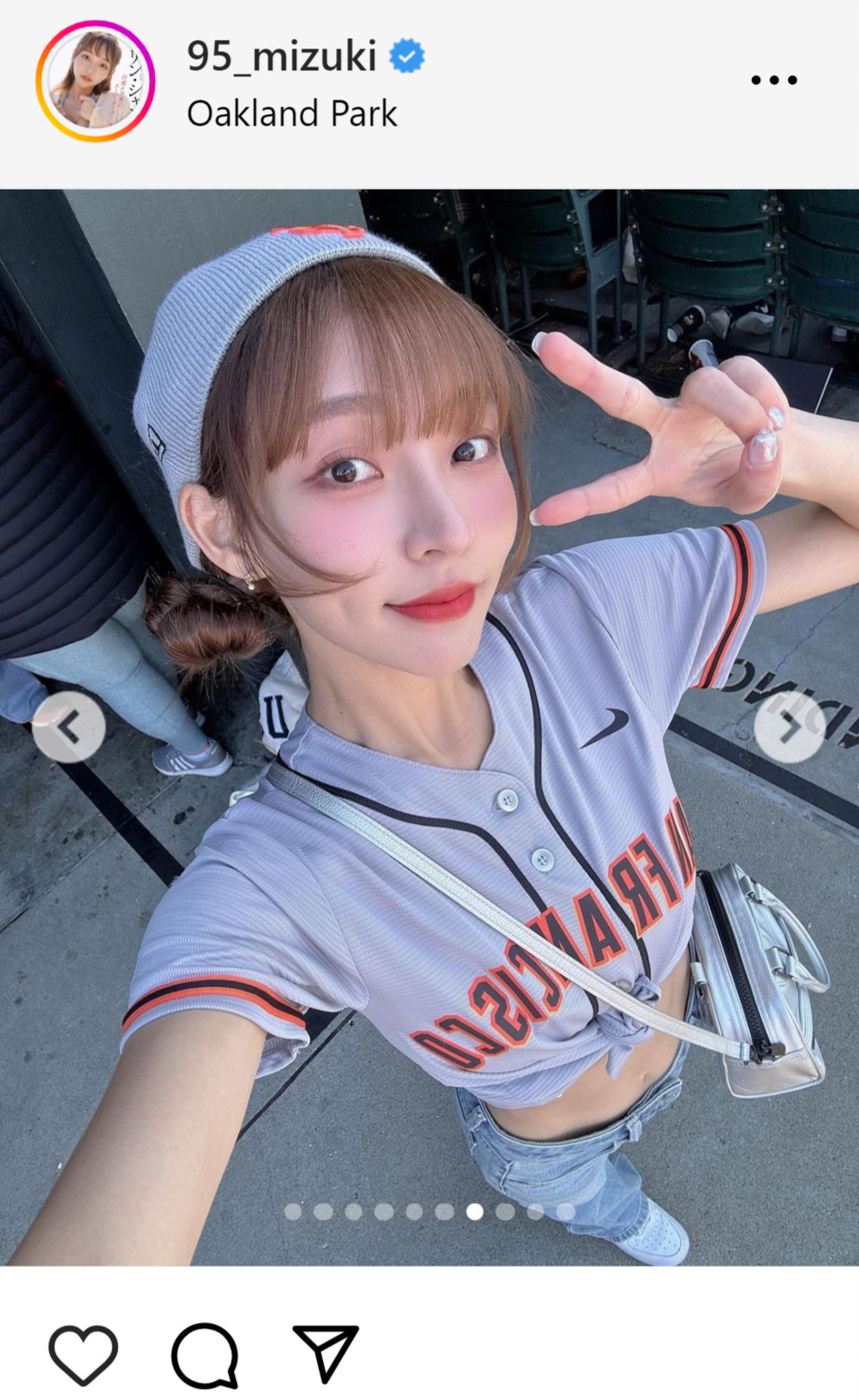リン・シャンのインスタグラムから