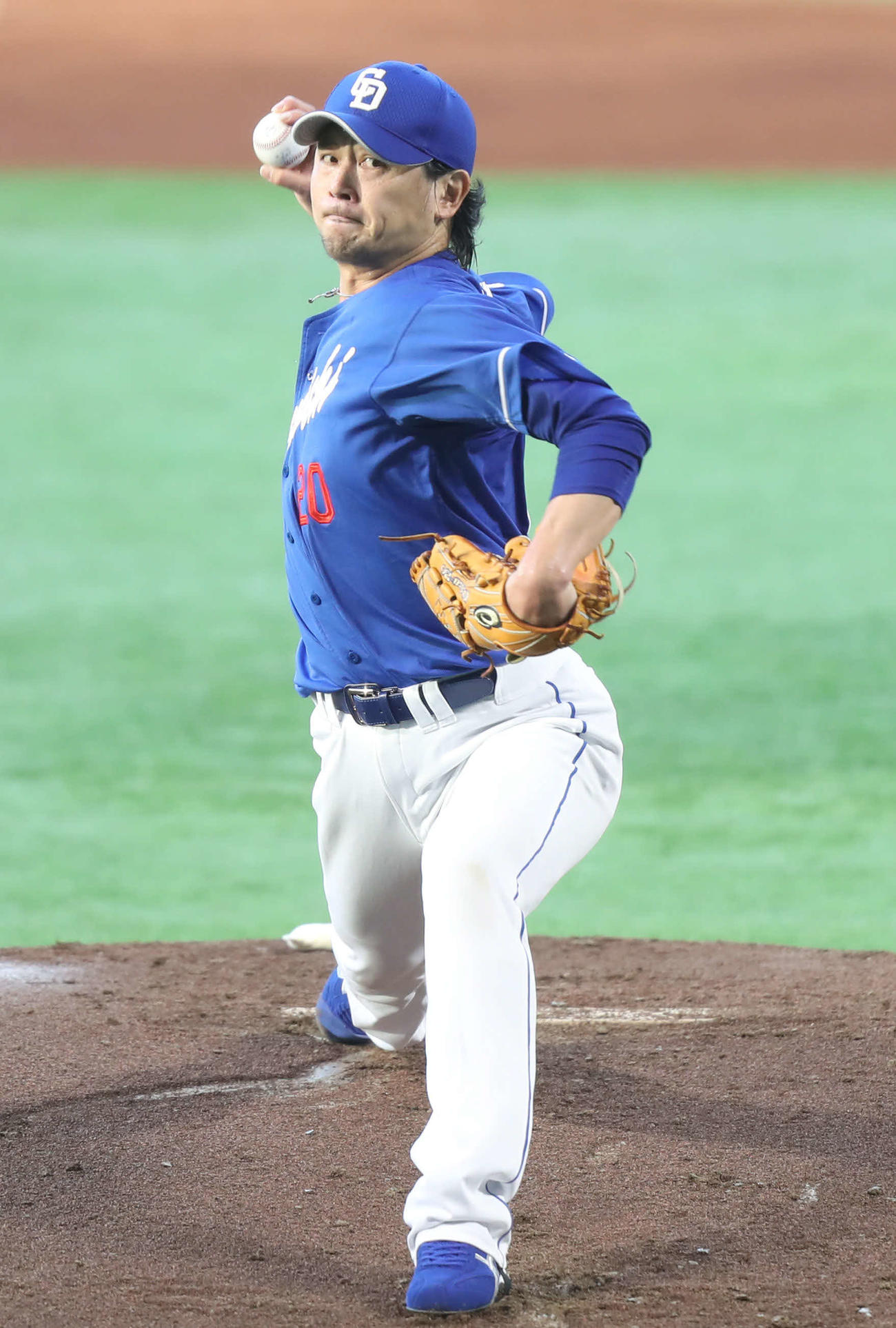 ソフトバンク対中日　力投する先発の涌井（撮影・冨田成美）