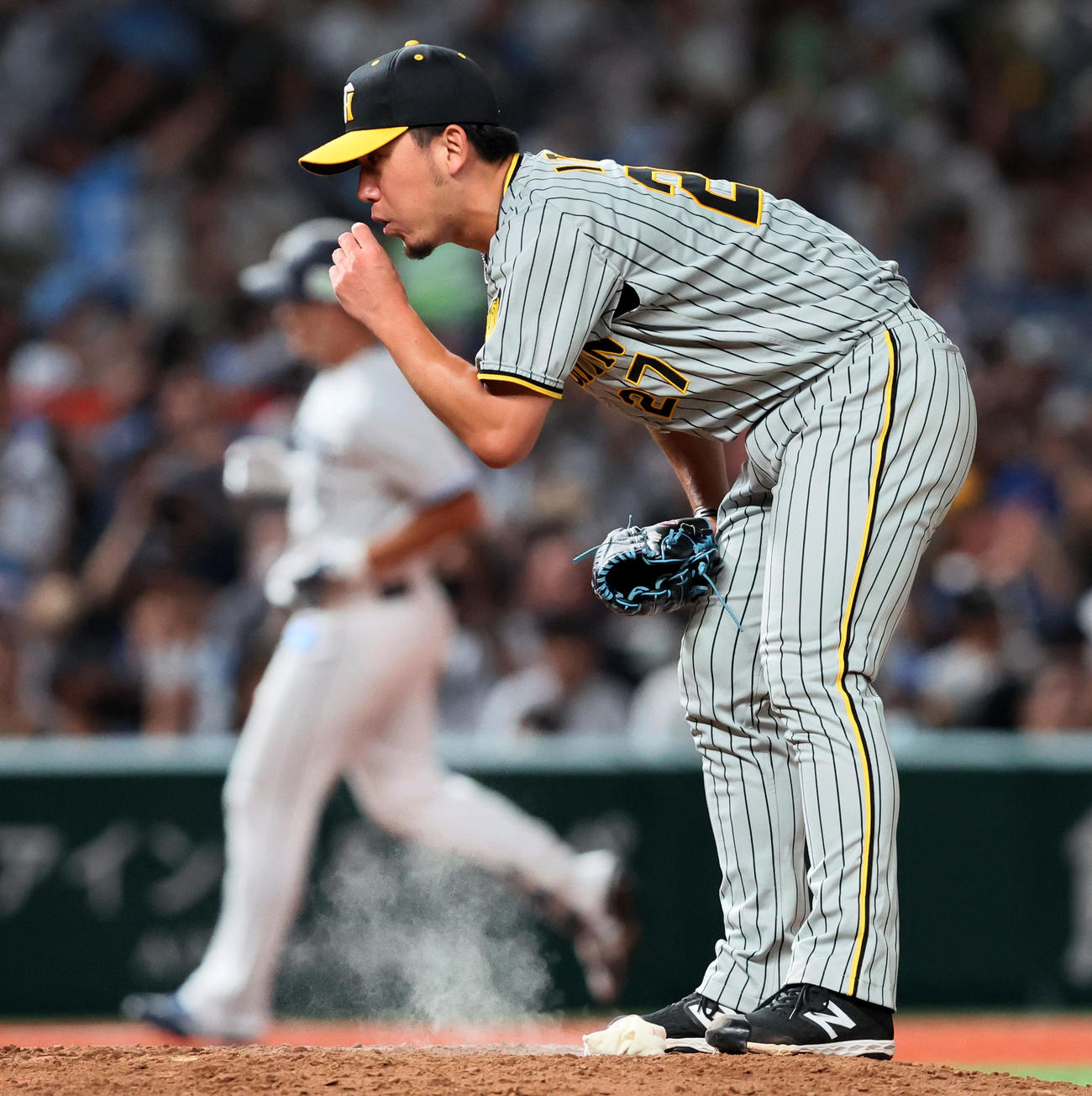 5回裏西武1死一塁、川越に右越え2点本塁打を浴びた伊藤将（撮影・加藤哉）