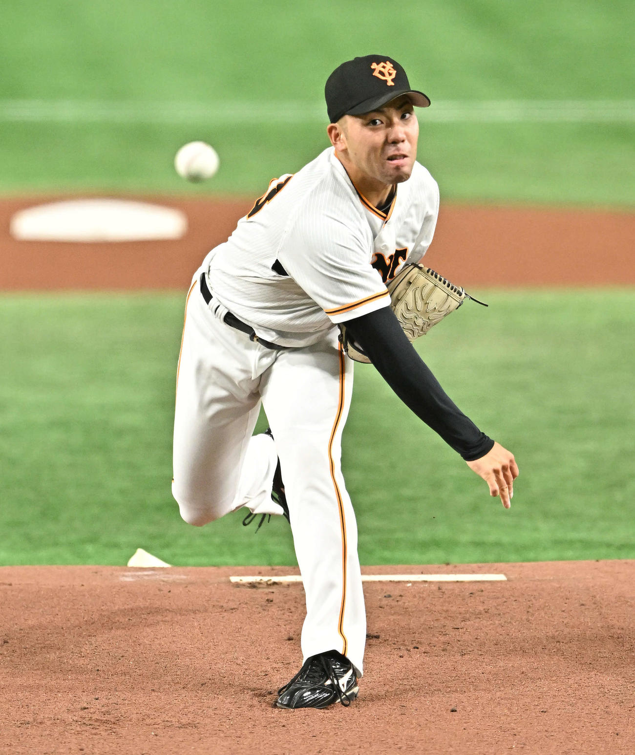 巨人対日本ハム　巨人先発の松井（撮影・滝沢徹郎）