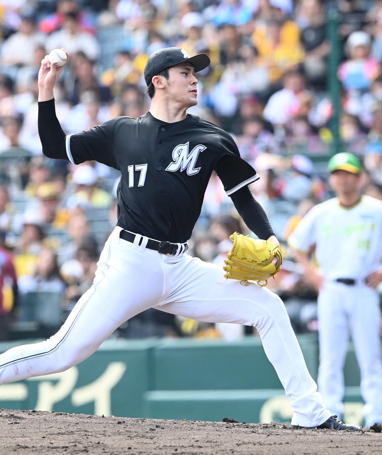 阪神対ロッテ　力投するロッテ先発の佐々木朗（撮影・和賀正仁）