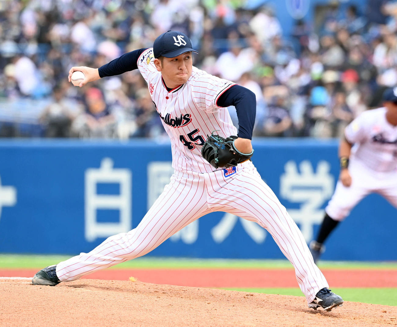 ヤクルト対楽天　ヤクルトの先発小沢（撮影・たえ見朱実）