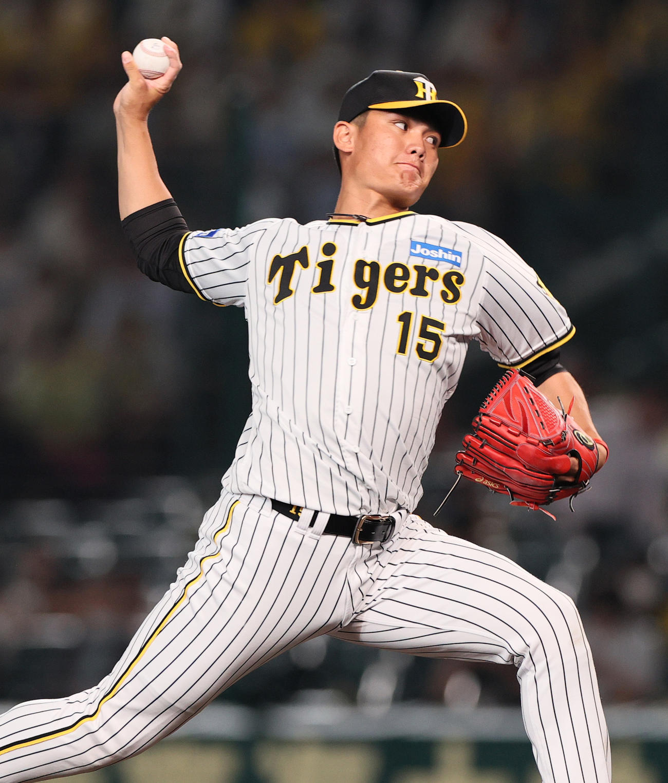 阪神対ロッテ　7回途中、阪神4番手で登板の西純（撮影・上山淳一）