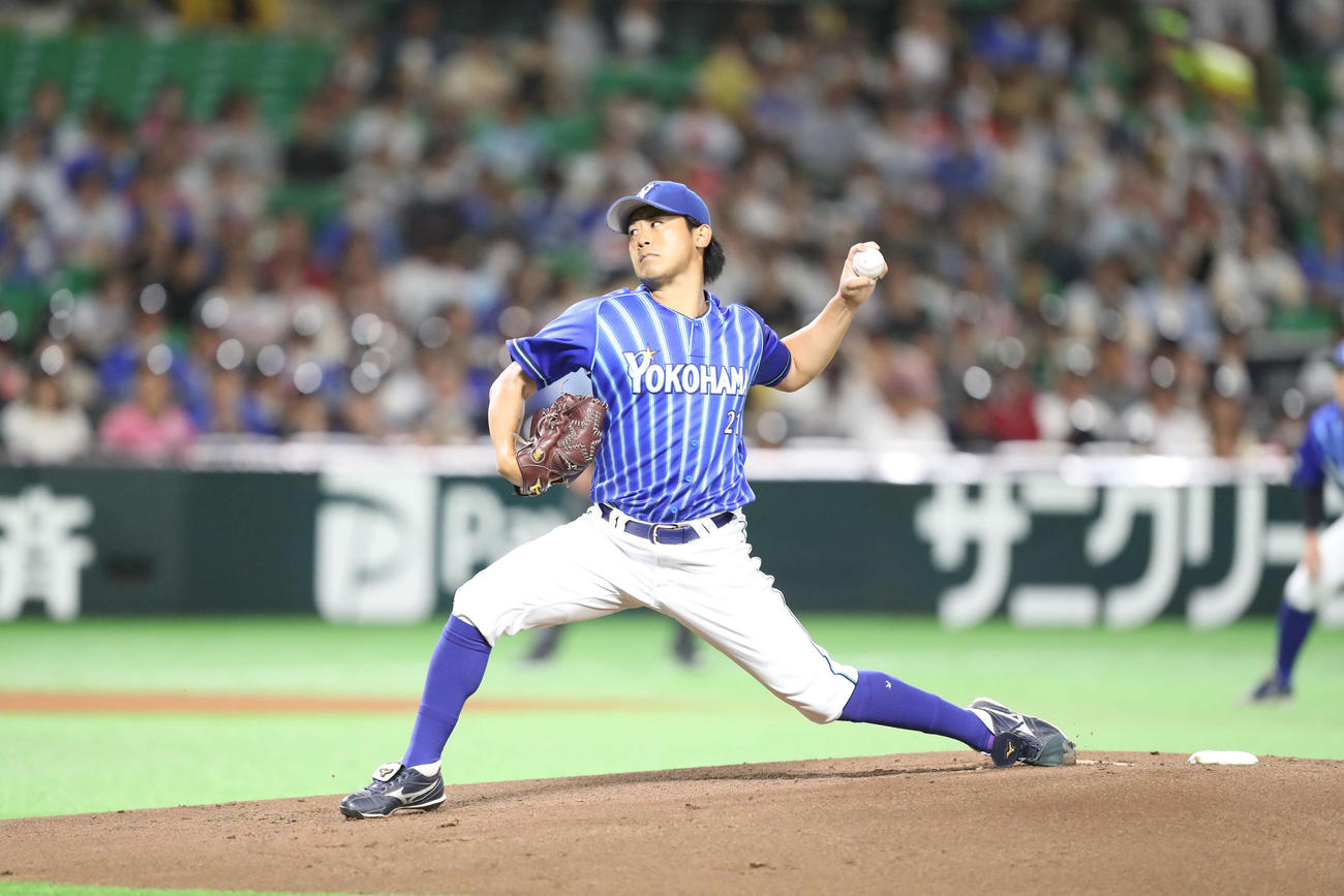 ソフトバンク対DeNA　力投するDeNA先発の今永（撮影・冨田成美）
