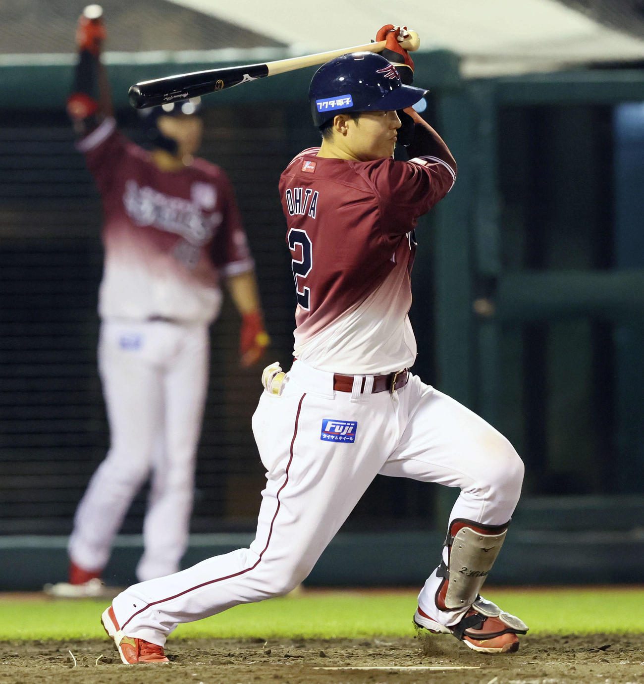 楽天対阪神　4回裏楽天2死二塁、太田は左へ適時二塁打を放つ（撮影・加藤哉）