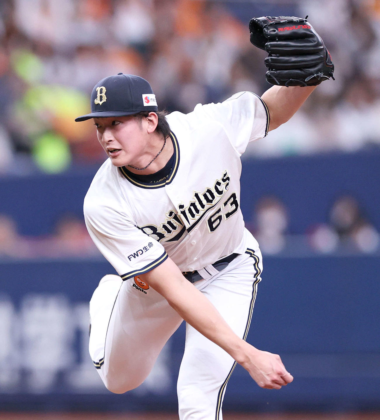オリックス対巨人　9回に登板する山崎（撮影・上山淳一）