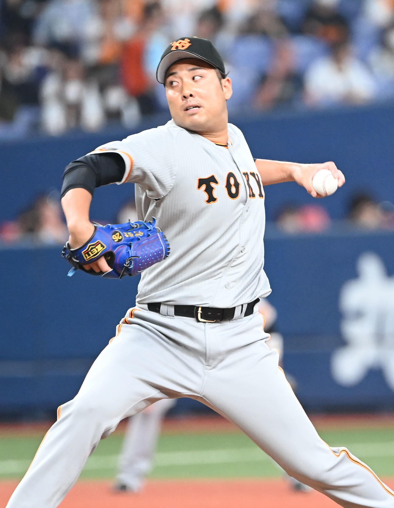 2023年6月7日、オリックス戦の9回に登板する巨人今村