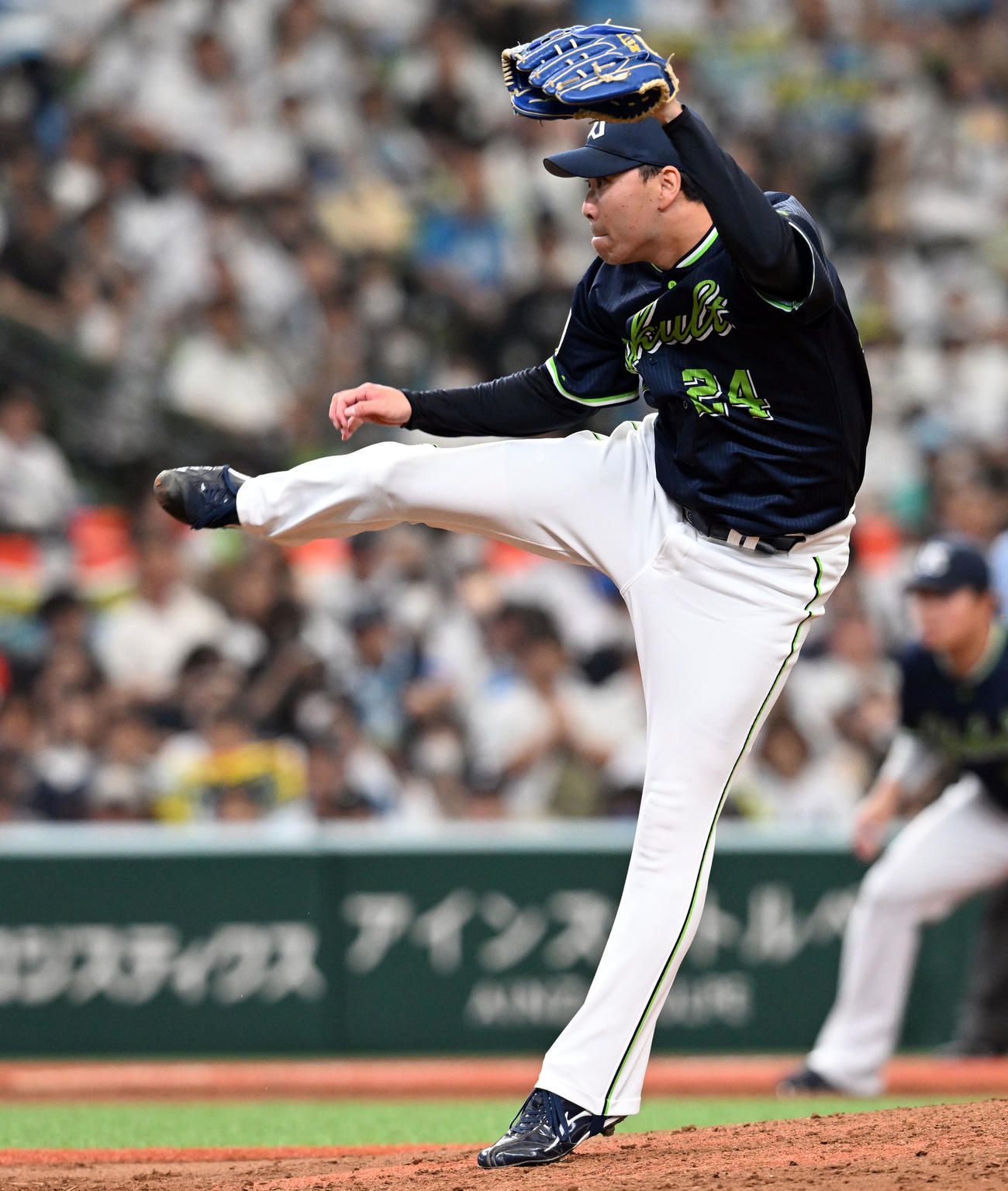 西武対ヤクルト　7回からマウンドに上がったヤクルト星（撮影・たえ見朱実）
