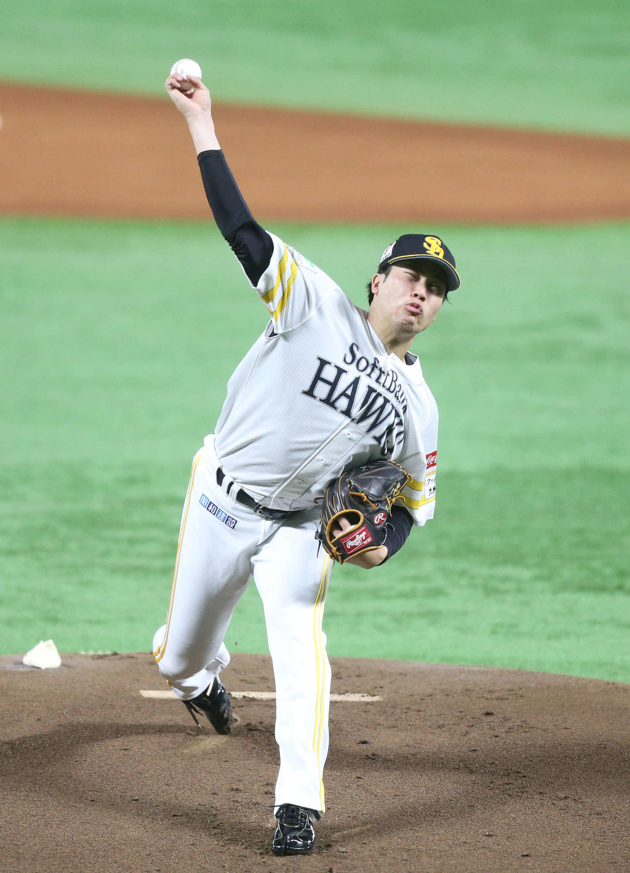 ソフトバンク対巨人　先発の藤井（撮影・冨田成美）