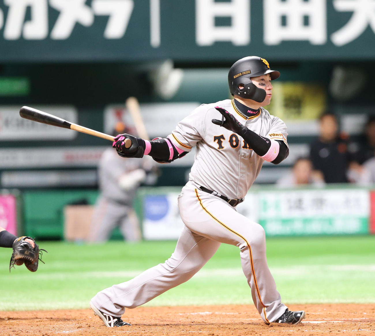 ソフトバンク対巨人　5回表巨人無死、丸は右越えに本塁打を放つ（撮影・梅根麻紀）