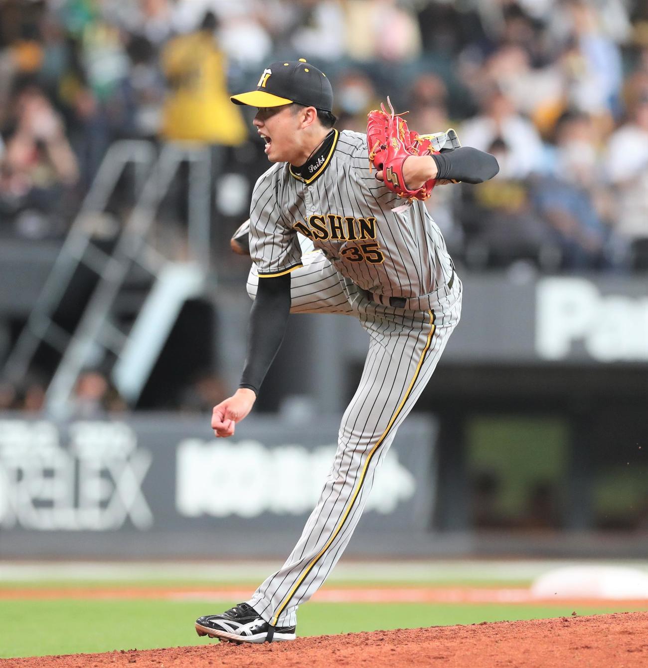 日本ハム対阪神　叫びながら力投する才木（撮影・黒川智章）
