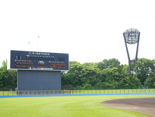 侍ジャパン大学日本代表選考合宿で紅白戦が行われるバッティングパレス相石スタジアムひらつか（撮影・江口和貴）