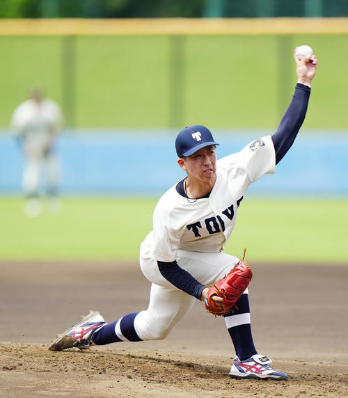 紅白戦の1試合目　紅組先発の東洋大・細野（撮影・江口和貴）