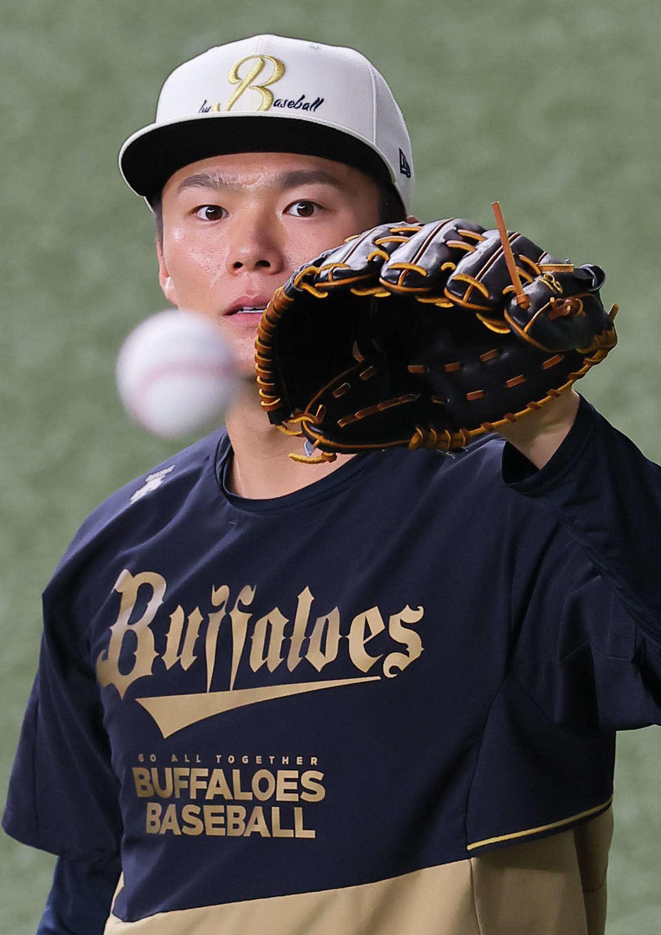 阪神戦で先発するオリックス山本