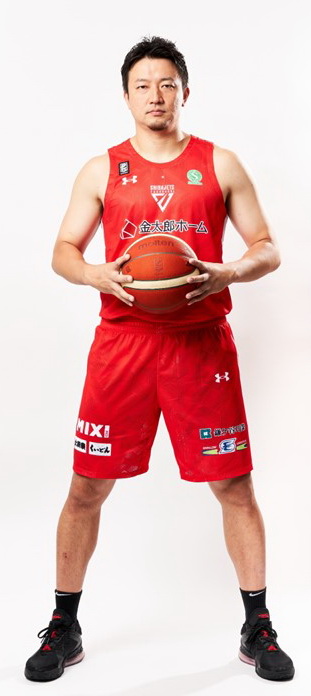 6月25日のロッテ対日本ハムで始球式を行うBリーグリーグ千葉ジェッツ荒尾岳（球団提供）