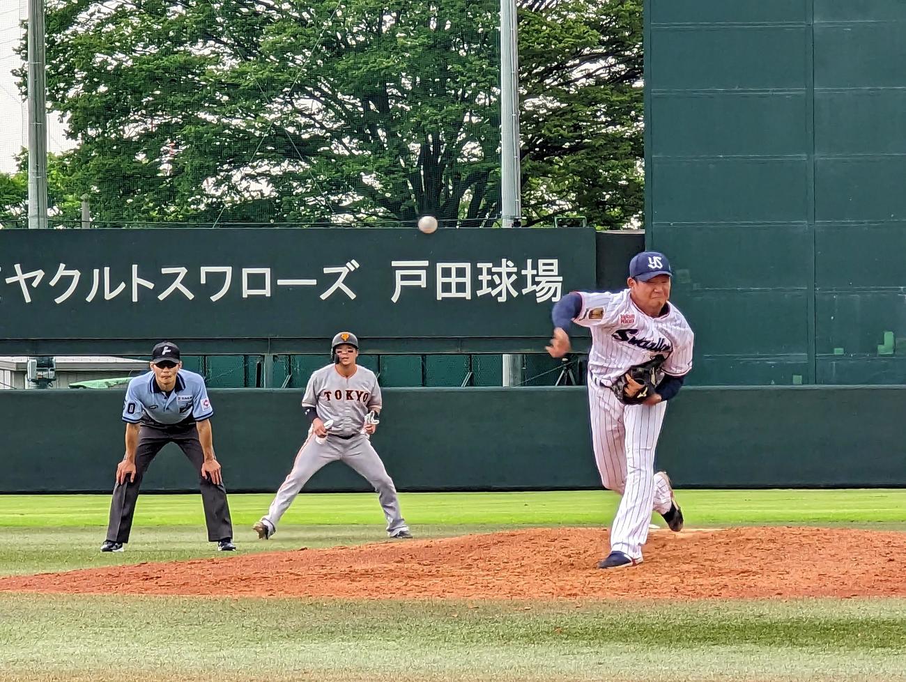 イースタン・リーグ巨人戦で登板したヤクルト奥川（撮影・三須一紀）