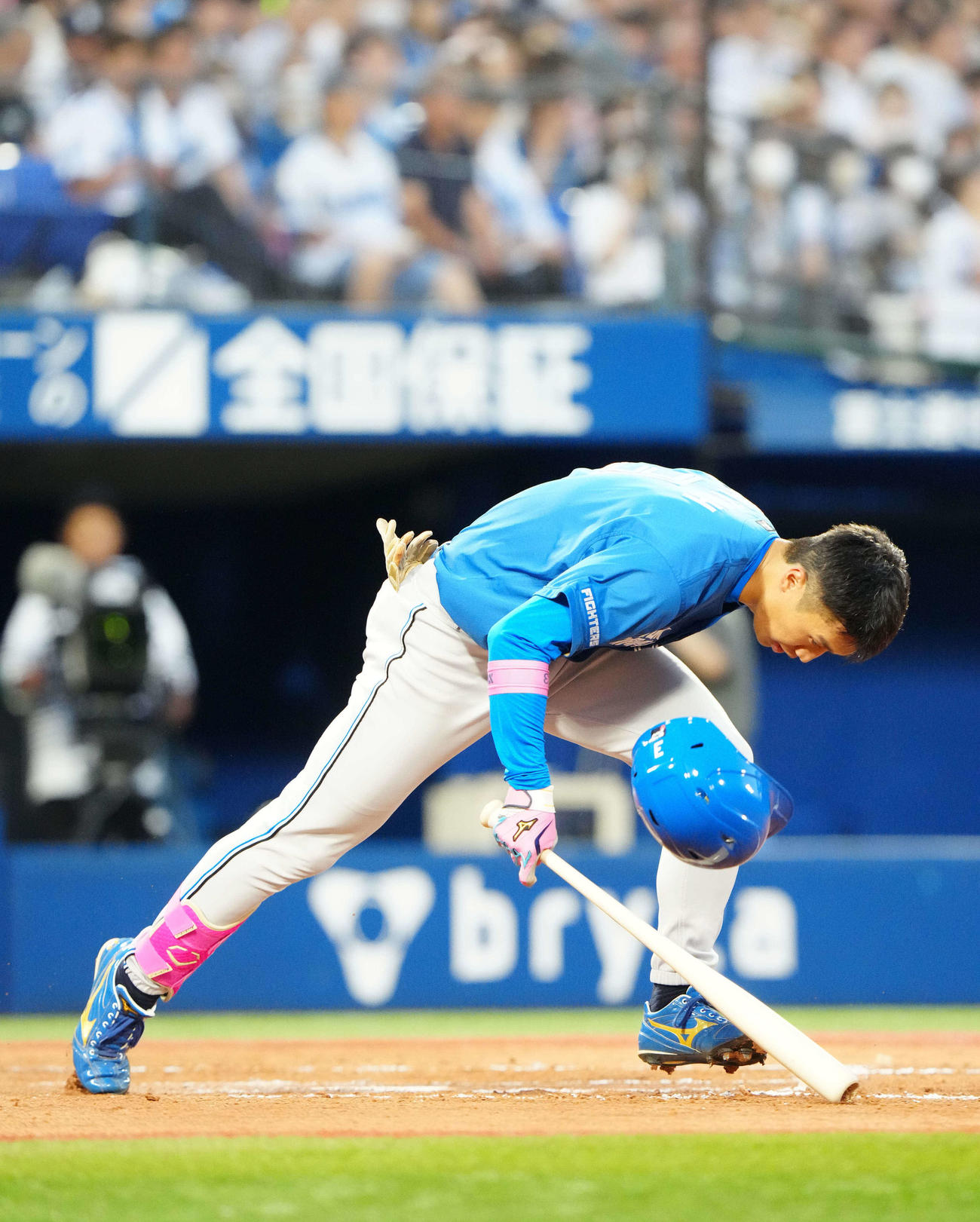 DeNA対日本ハム　3回表日本ハム2死、一ゴロに倒れる加藤豪（撮影・江口和貴）