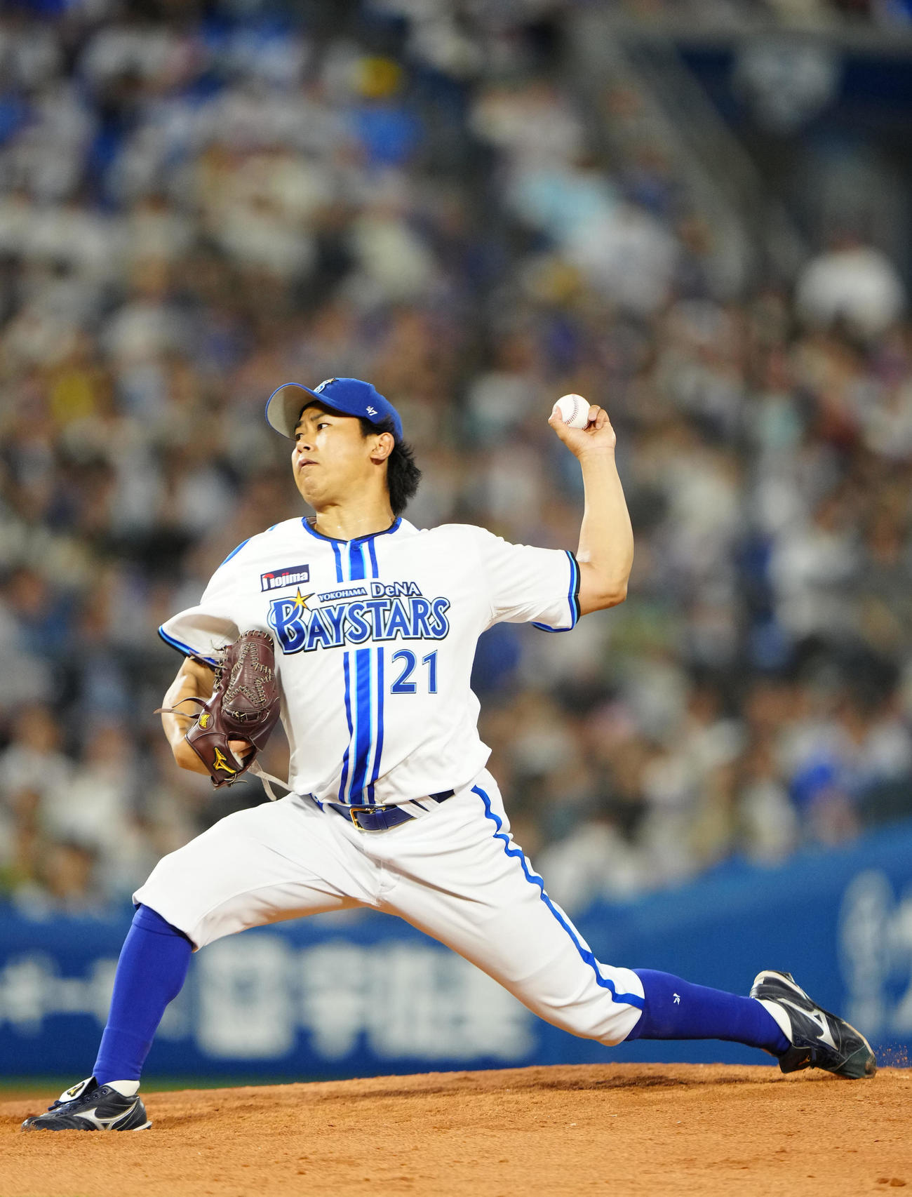 DeNA対日本ハム　6回表、力投するDeNA先発の今永（撮影・江口和貴）