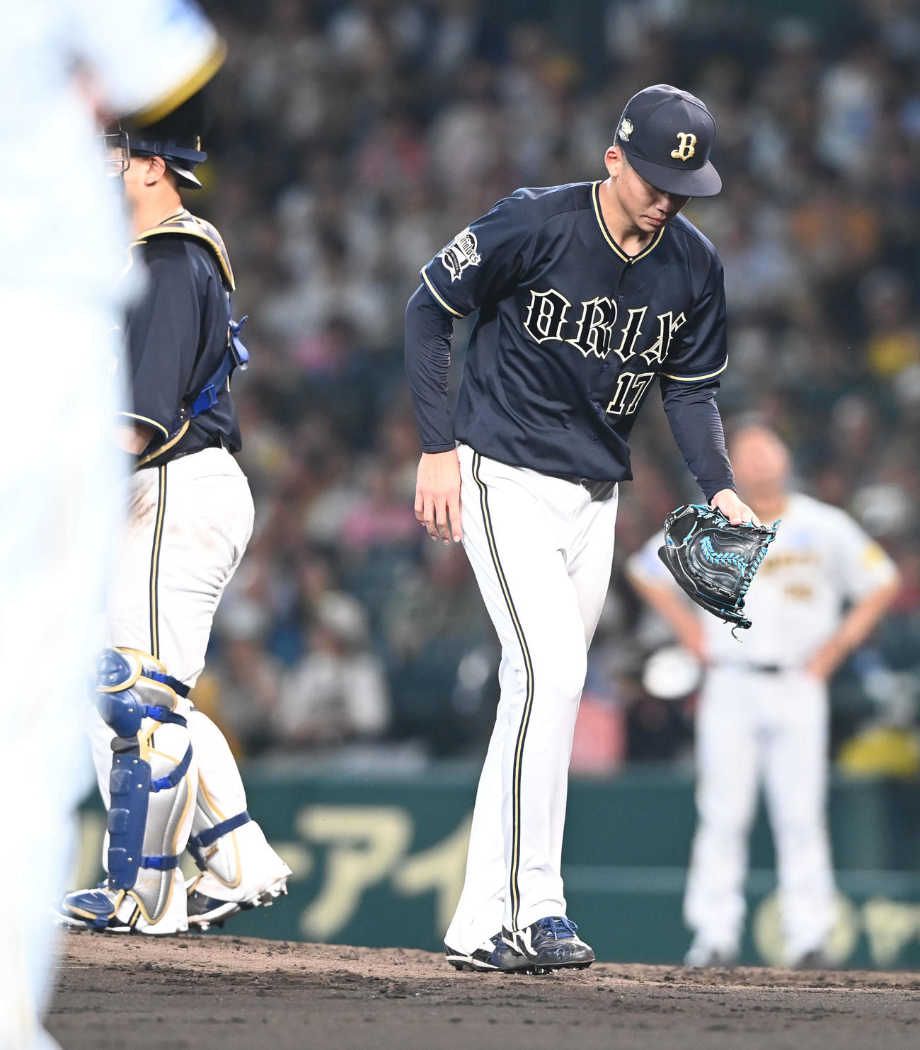 4回途中で降板するオリックス曽谷（撮影・和賀正仁）